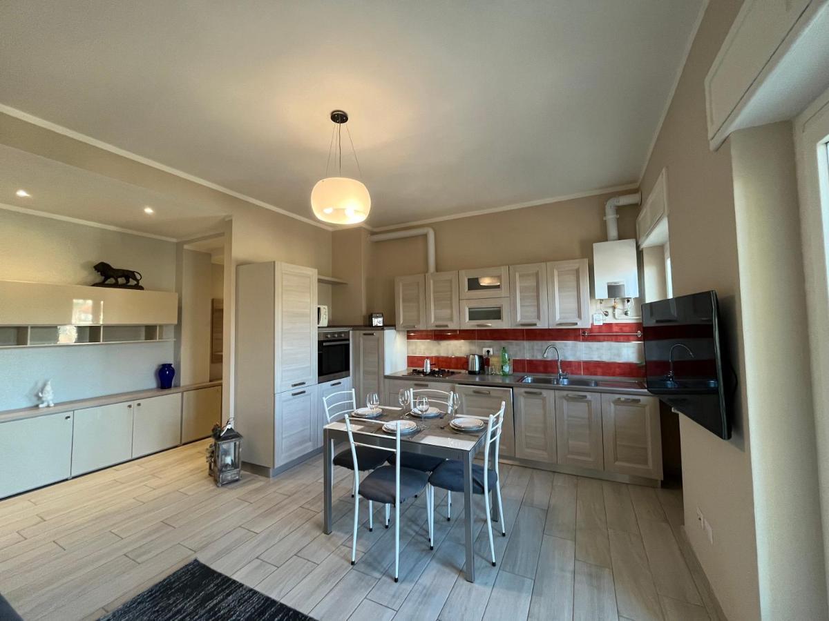 Garibaldi 46 Apartment Вербания Екстериор снимка