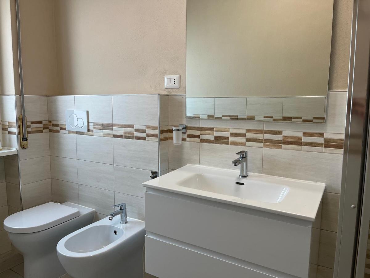 Garibaldi 46 Apartment Вербания Екстериор снимка