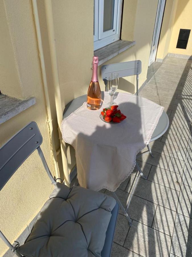 Garibaldi 46 Apartment Вербания Екстериор снимка